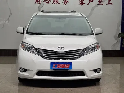 Toyota Sienna 2017, 75000 км, за 27368.51 USD