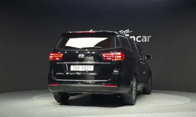 Kia Canival 2019, 89898 км, за 7942.76 USD