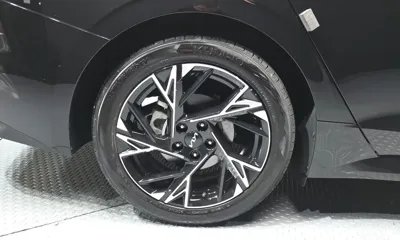 Kia K5 2024, 16034 км, за 20121.11 USD
