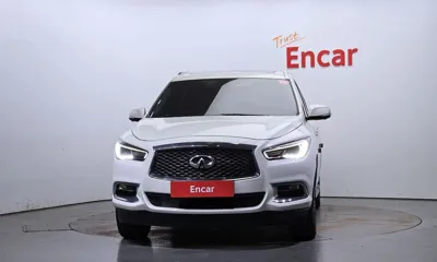 Infiniti QX60 2017, 132237 км, за 8807.94 USD