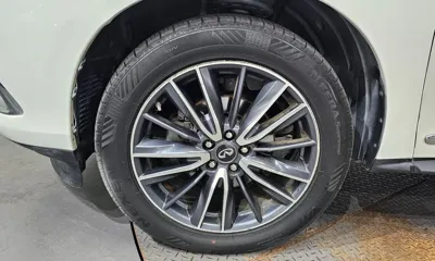 Infiniti QX60 2017, 132237 км, за 8807.94 USD