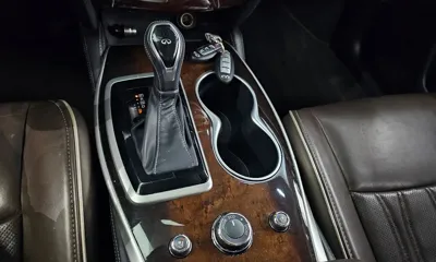 Infiniti QX60 2017, 132237 км, за 8807.94 USD - фото 9