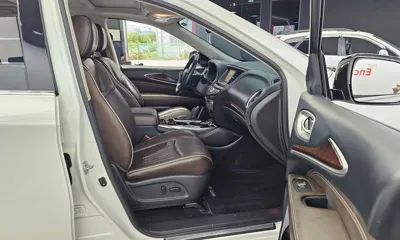 Infiniti QX60 2017, 132237 км, за 8807.94 USD - фото 11