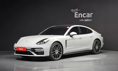 Porsche Panamera · 2021 год