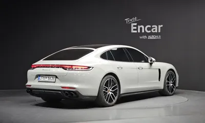 Porsche Panamera 2021, 15909 км, за 72254.31 USD
