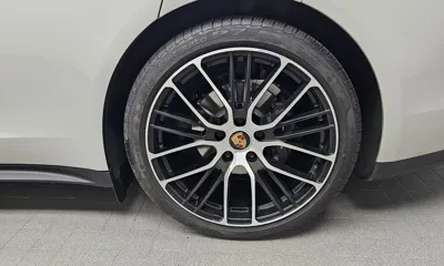 Porsche Panamera 2021, 15909 км, за 72254.31 USD