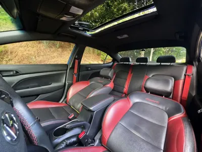Hyundai Avante 2018, 135285 км, за 5211.73 USD - фото 9