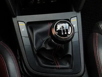 Hyundai Avante 2018, 135285 км, за 5211.73 USD - фото 15