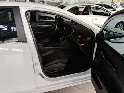 Buick Excelle 2021, 52800 км, за 5885.7 USD - фото 8
