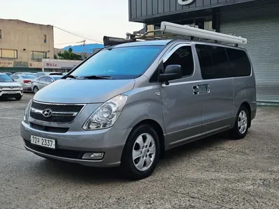 Hyundai Starex 2015, 127787 км, за 5894.71 USD