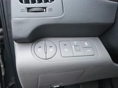 Hyundai Starex 2015, 127787 км, за 5850.17 USD - фото 19