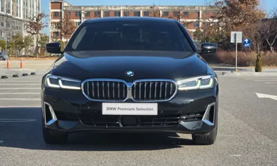 BMW 5-Series 2023, 39771 км, за 27023.45 USD