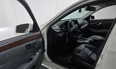 Mercedes-Benz E-Class 2011, 76020 км, за 3875.46 USD - фото 10