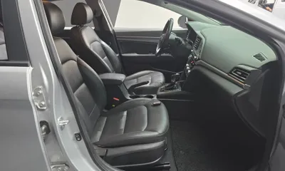 Hyundai Avante 2019, 125075 км, за 7361.57 USD - фото 26