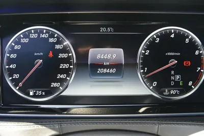 Mercedes-Benz S-Class 2016, 208443 км, за 24960.58 USD - фото 8