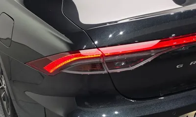 Hyundai Grandeur 2020, 101041 км, за 11655.92 USD - фото 23