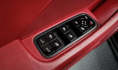 Porsche Panamera 2020, 79279 км, за 47593.9 USD - фото 39