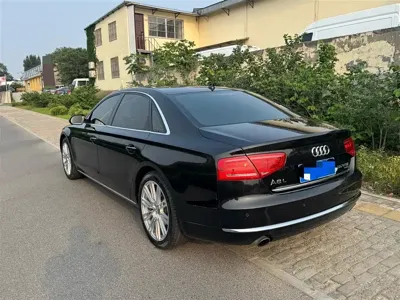 Audi A8 2012, 150000 км, за 10181.58 USD