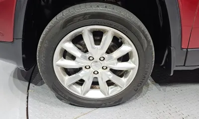 Jeep Cherokee 2015, 152703 км, за 4726.27 USD