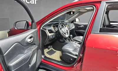 Jeep Cherokee 2015, 152703 км, за 4726.27 USD - фото 10