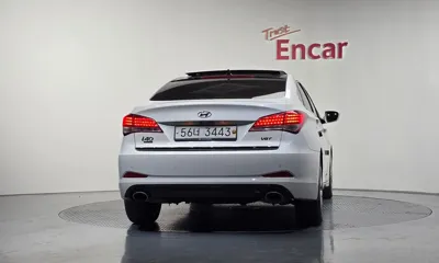 Hyundai i40 2012, 153230 км, за 2888.28 USD