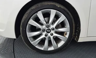 Hyundai i40 2012, 153230 км, за 2888.28 USD