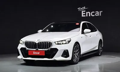 BMW 5-Series · 2024 год