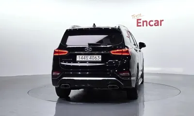 Hyundai Santafe 2019, 112577 км, за 12487.61 USD