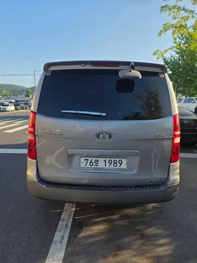 Hyundai Starex 2011, 115447 км, за 5720.6 USD