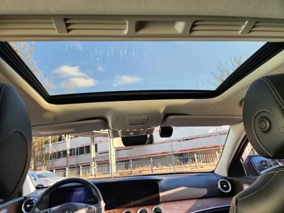 Mercedes-Benz E-Class 2018, 72672 км, за 17001.44 USD - фото 9
