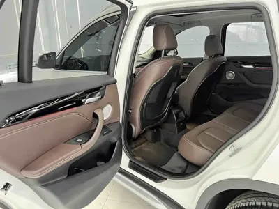 BMW X1 2023, 11000 км, за 27780.51 USD - фото 11