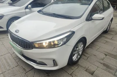 Kia K3 · 2016 год