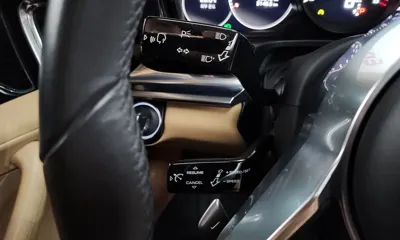 Porsche Panamera 2018, 68645 км, за 42004.73 USD - фото 19