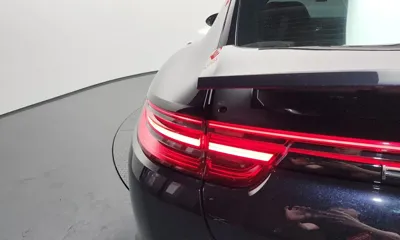 Porsche Panamera 2018, 68645 км, за 42004.73 USD - фото 23
