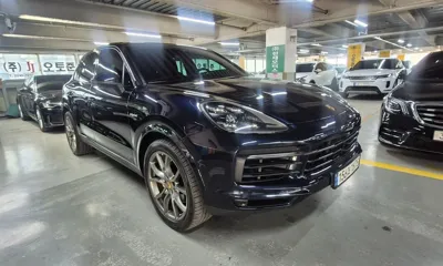 Porsche Cayenne · 2021 год