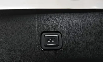 ChevroletGMDaewoo Traverse 2021, 62091 км, за 16121.57 USD - фото 17