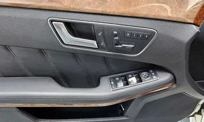 Mercedes-Benz E-Class 2012, 180663 км, за 3255.84 USD - фото 16