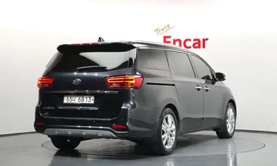 Kia Canival 2019, 81139 км, за 11694.72 USD