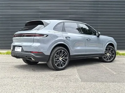 Porsche Cayenne 2025, 8800 км, за 111534.04 USD