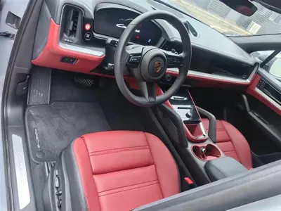 Porsche Cayenne 2025, 8800 км, за 111534.04 USD - фото 6