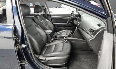 Hyundai Avante 2019, 92568 км, за 6475.06 USD - фото 10