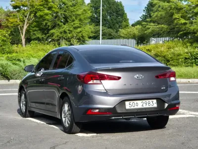 Hyundai Avante 2019, 86396 км, за 6830.61 USD