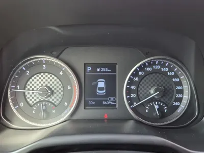Hyundai Avante 2019, 86396 км, за 6830.61 USD - фото 17