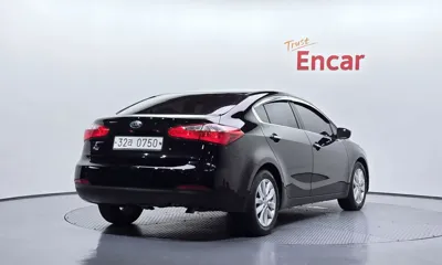 Kia K3 2015, 91908 км, за 4164.47 USD