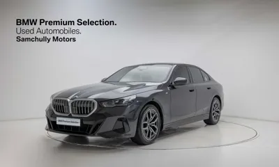BMW 5-Series · 2025 год