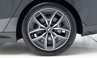 BMW 5-Series 2025, 10825 км, за 36429.9 USD