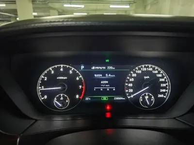 Genesis EQ900 2016, 238504 км, за 6808.57 USD