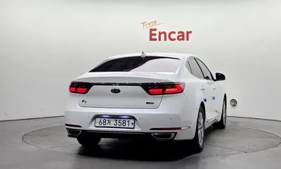 Kia K7 2017, 134425 км, за 7678.66 USD