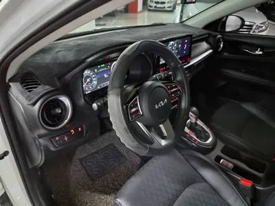 Kia K3 2022, 33613 км, за 14769.59 USD - фото 9