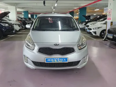 Kia Carens 2016, 226000 км, за 2276.87 USD
